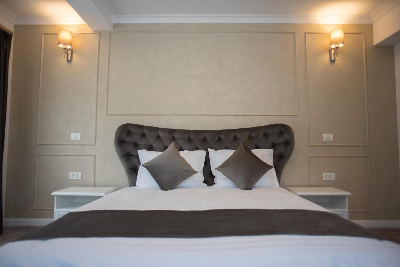 Boga Rooms ซินายา ภายนอก รูปภาพ