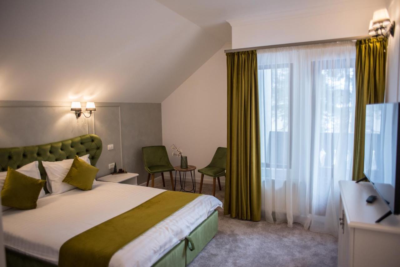 Boga Rooms ซินายา ภายนอก รูปภาพ