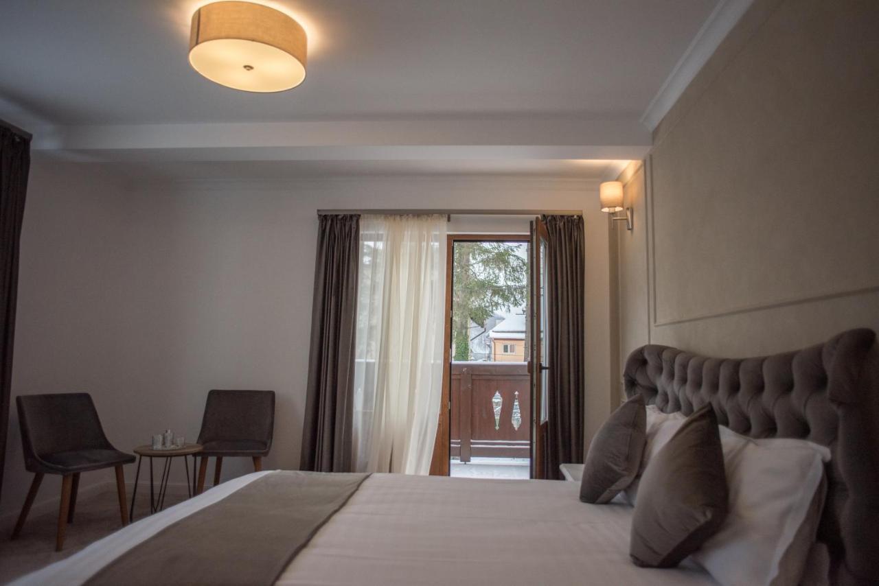 Boga Rooms ซินายา ภายนอก รูปภาพ
