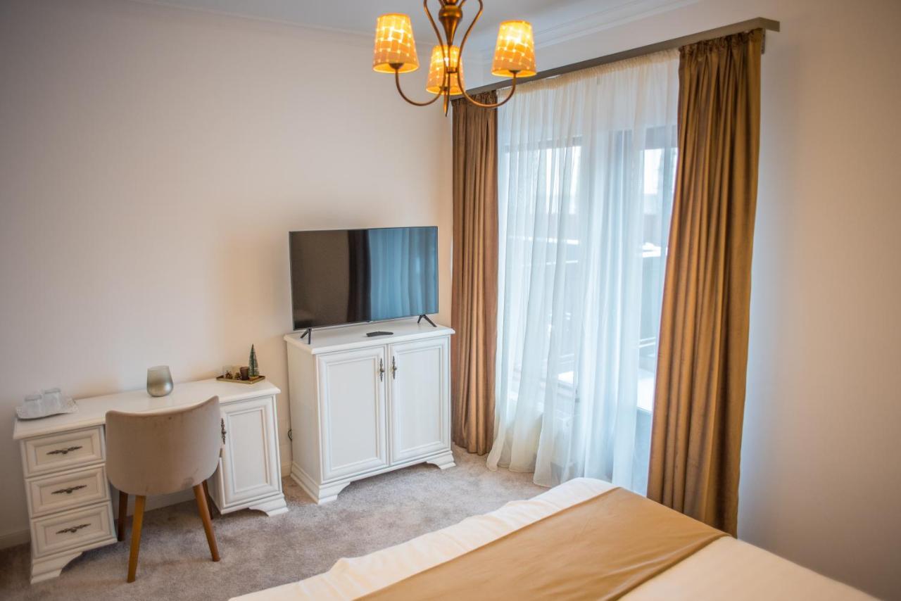 Boga Rooms ซินายา ภายนอก รูปภาพ